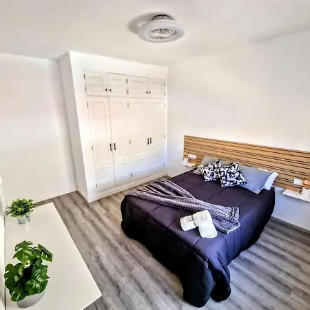 Atico Moderno Cerca De La Playa Apartman Arona
